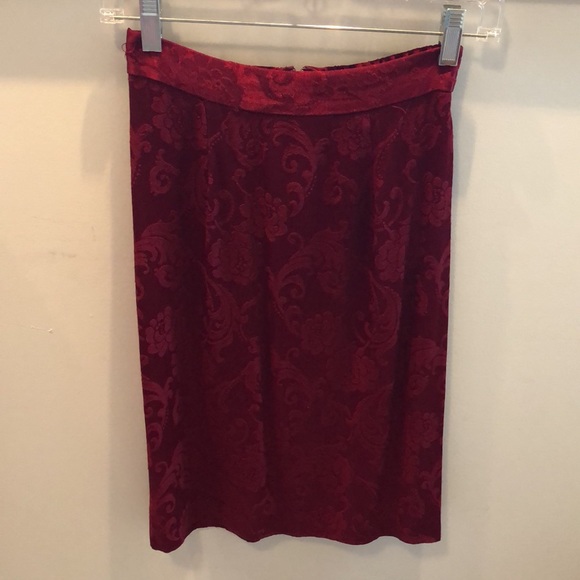 Gorgeous Vintage Two-Piece Set - Made in 🇨🇦 - Picture 6 of 8